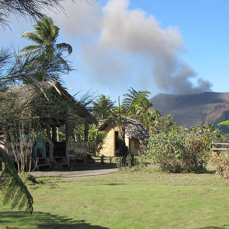 Yasur View Bungalows Loanengo Exteriör bild