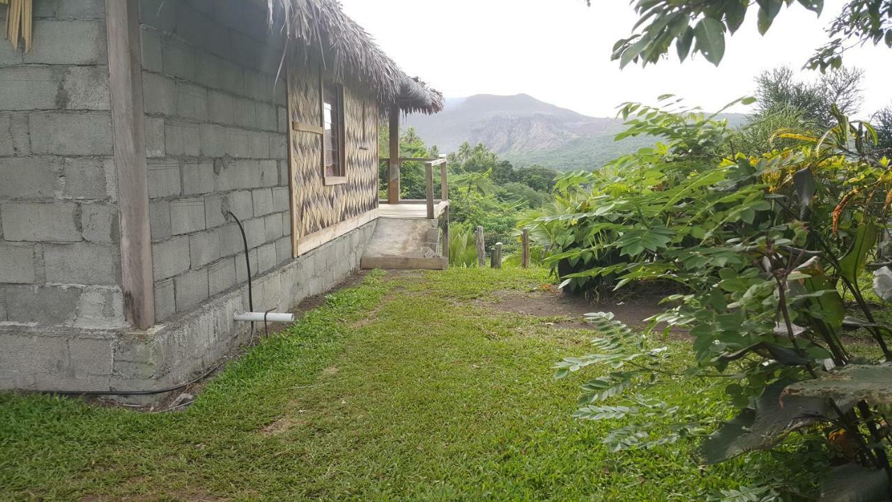 Yasur View Bungalows Loanengo Exteriör bild